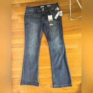 Curvy Bootcut Jeans 12/31
